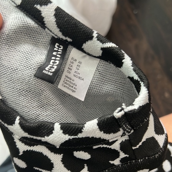 Floral mini dress - Picture 4 of 4